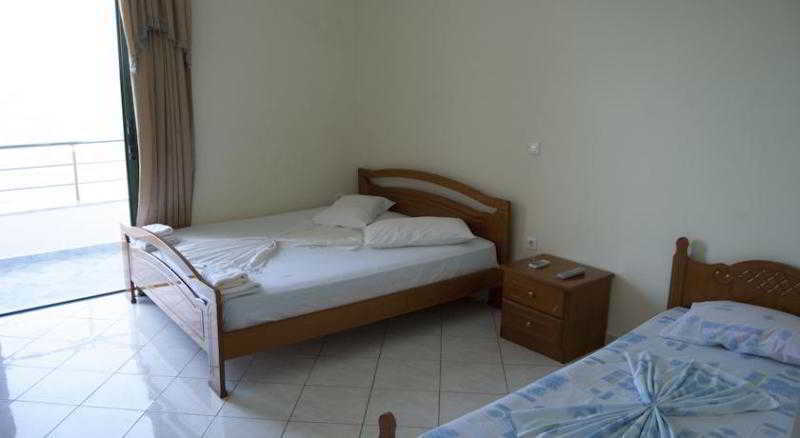 Perla Hotel Saranda Экстерьер фото