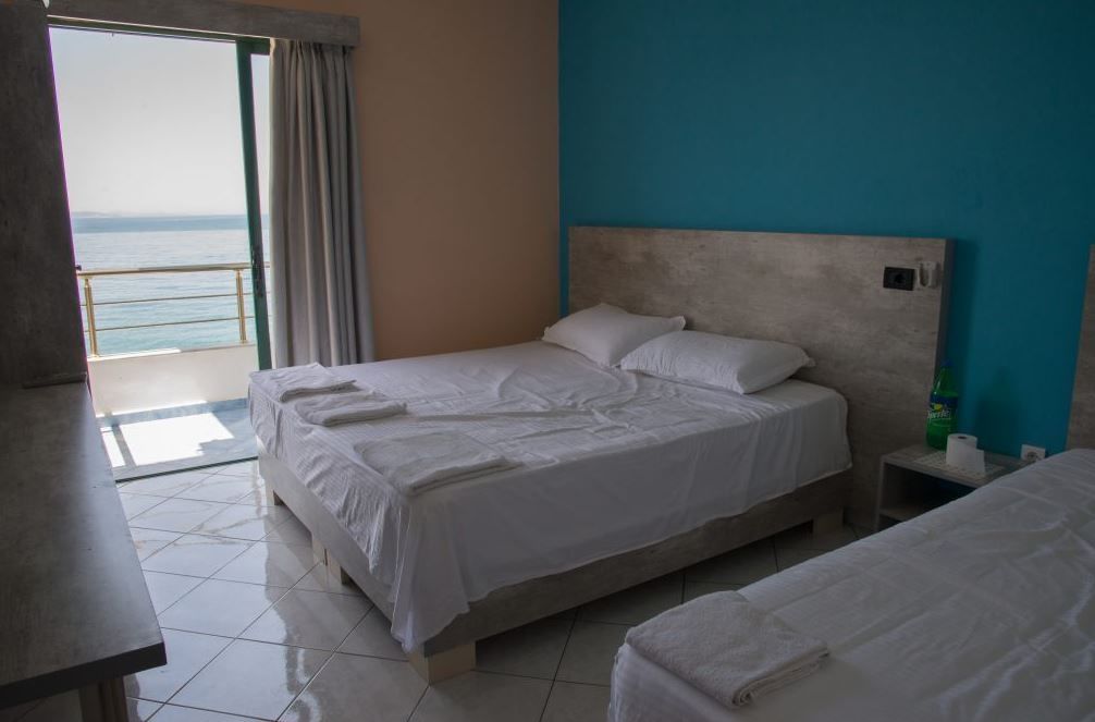 Perla Hotel Saranda Экстерьер фото
