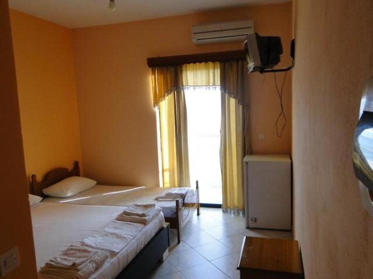 Perla Hotel Saranda Экстерьер фото